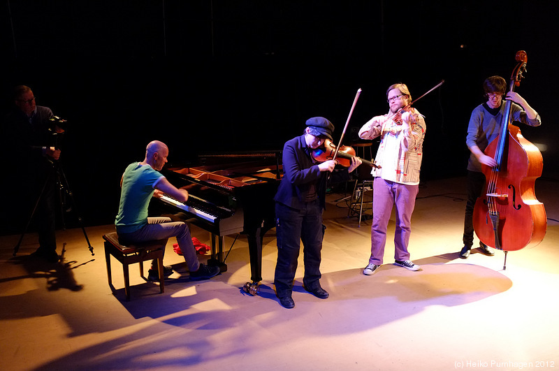 Forsén/Bremer/Hernandez/Burström @ Fylkingen, Stockholm 2012-05-04 - dscf5205.jpg - Photo: Heiko Purnhagen 2012