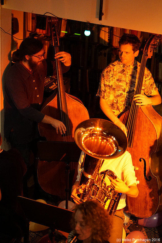 Julia Strzalek Kolibri 6 + Kolibri 13 @ Rönnells Antikvariat, Stockholm 2016-11-01 - dscy6491.jpg - Photo: Heiko Purnhagen 2016