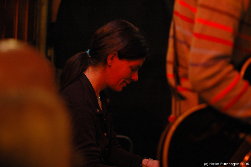 Maggi Olin Band @ Glenn Miller Café, Stockholm 2006-01-24 - dsc_4517.jpg - Photo: Heiko Purnhagen 2006