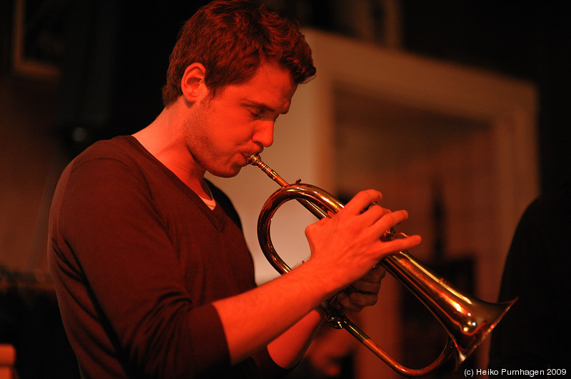 Magnus Dölerud Quartet feat. Mads la Cour @ Glenn Miller Café, Stockholm 2009-05-14 - dsc_3073.jpg - Photo: Heiko Purnhagen 2009
