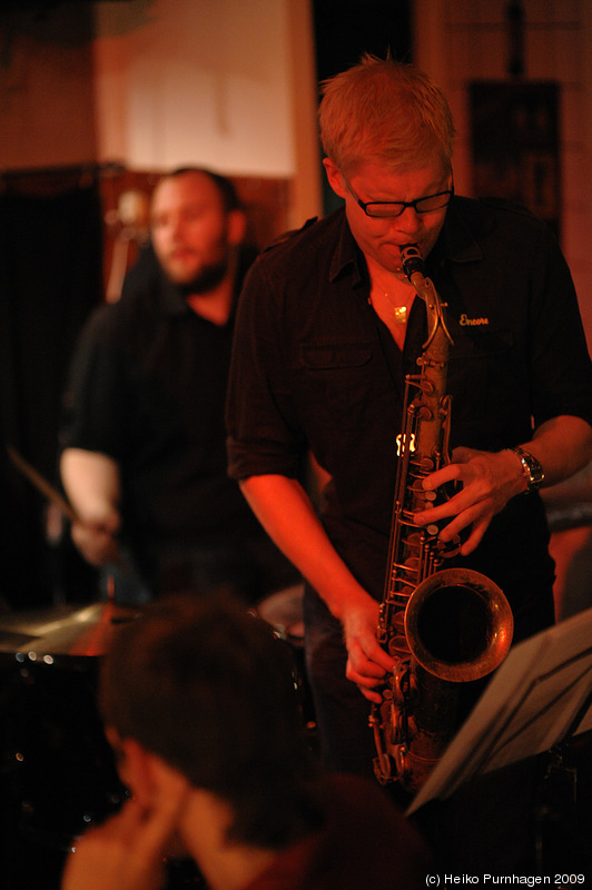 Magnus Dölerud Quartet feat. Mads la Cour @ Glenn Miller Café, Stockholm 2009-05-14 - dsc_3091.jpg - Photo: Heiko Purnhagen 2009