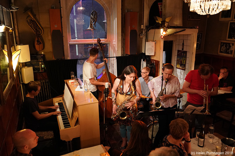 Oya Sextett @ Glenn Miller Café, Stockholm 2018-05-26 - dscv3605.jpg - Photo: Heiko Purnhagen 2018