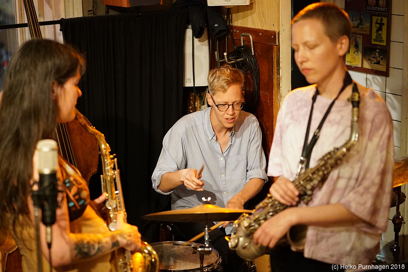 Oya Sextett @ Glenn Miller Café, Stockholm 2018-05-26 - dscz2185.jpg - Photo: Heiko Purnhagen 2018